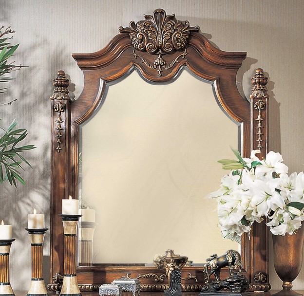 Greenwich Mirror shown in Mahogany finish