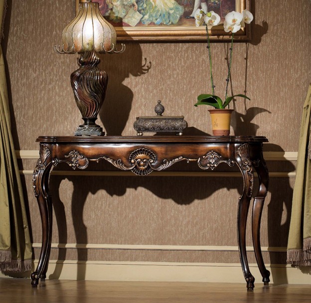 Victoria Console Table